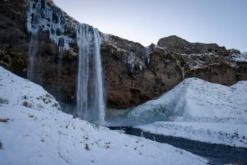 Seljalandsfoss Waterfall - XF 16mm